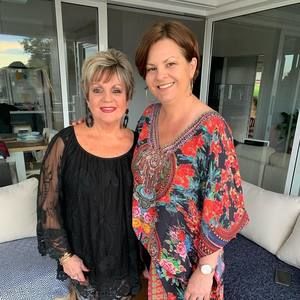 Meet your Posher, Pam